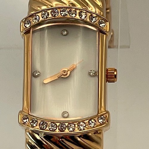 Ladies Watch Rose Goldtone Rhinestone accented Bangle New battery Working - Picture 2 of 9