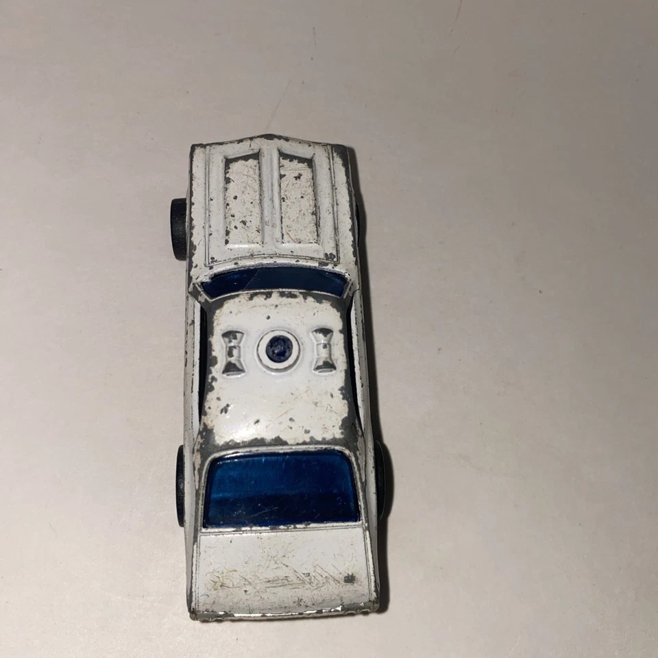 Mattle Hot Wheels State Police Cruiser Red line Vintage 1969 Cop Car - Image 4 of 4