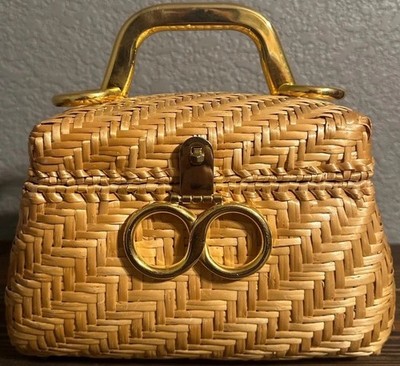Mantessa Hand Made Italy Woven Straw Satchel Purse Vanity Case Gold Clasp Handle
