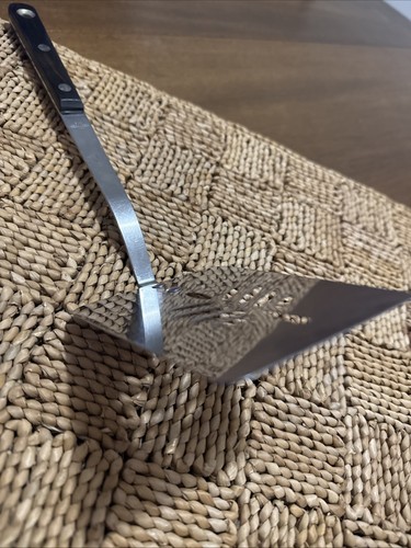 Vintage Ekco Arrowhead USA Slotted Stainless Spatula Wood 2 Rivet Handle EUC - Picture 12 of 22