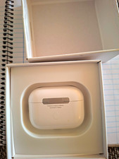 Apple AirPods Pro (2. Gen) Ladecase USB‑C für Apple, Weiß, MTJV3ZM/A