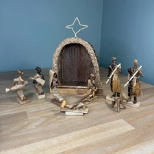 Vintage African Banana Fiber Palm Leaf Nativity Set Manger 9pcs Primitive Rustic