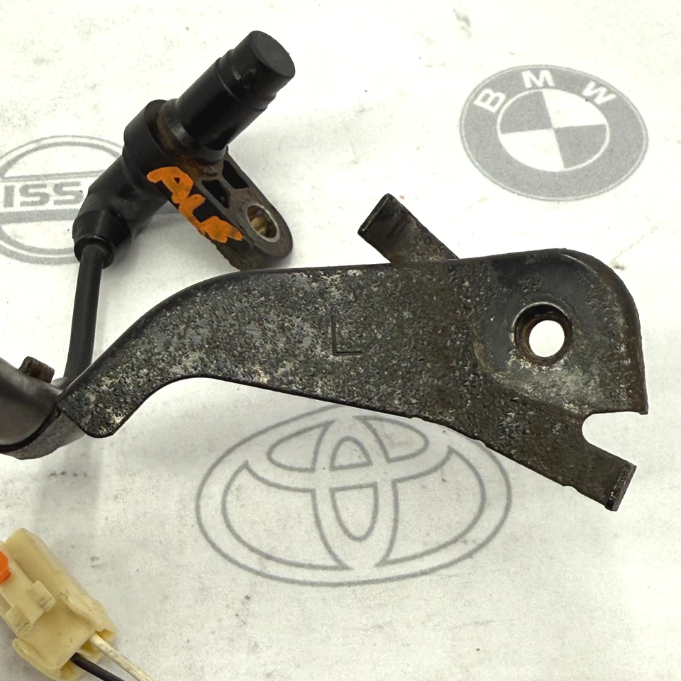 Sensor de velocidad de rueda ABS trasero izquierdo Toyota Sienna 2011-2020 OEM 89545-08020 Foto 2 de 4