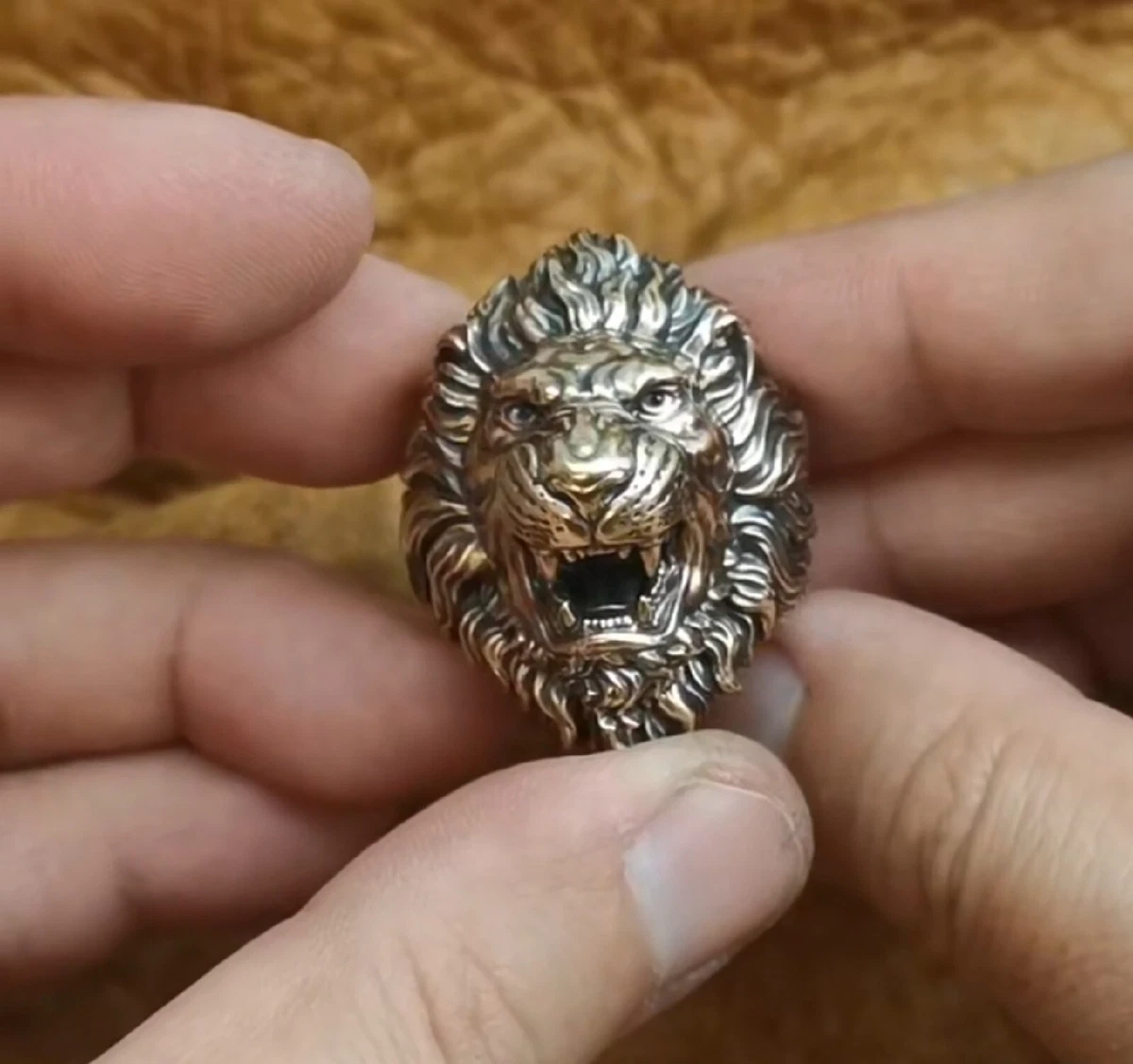 Aggressive lion ring sale