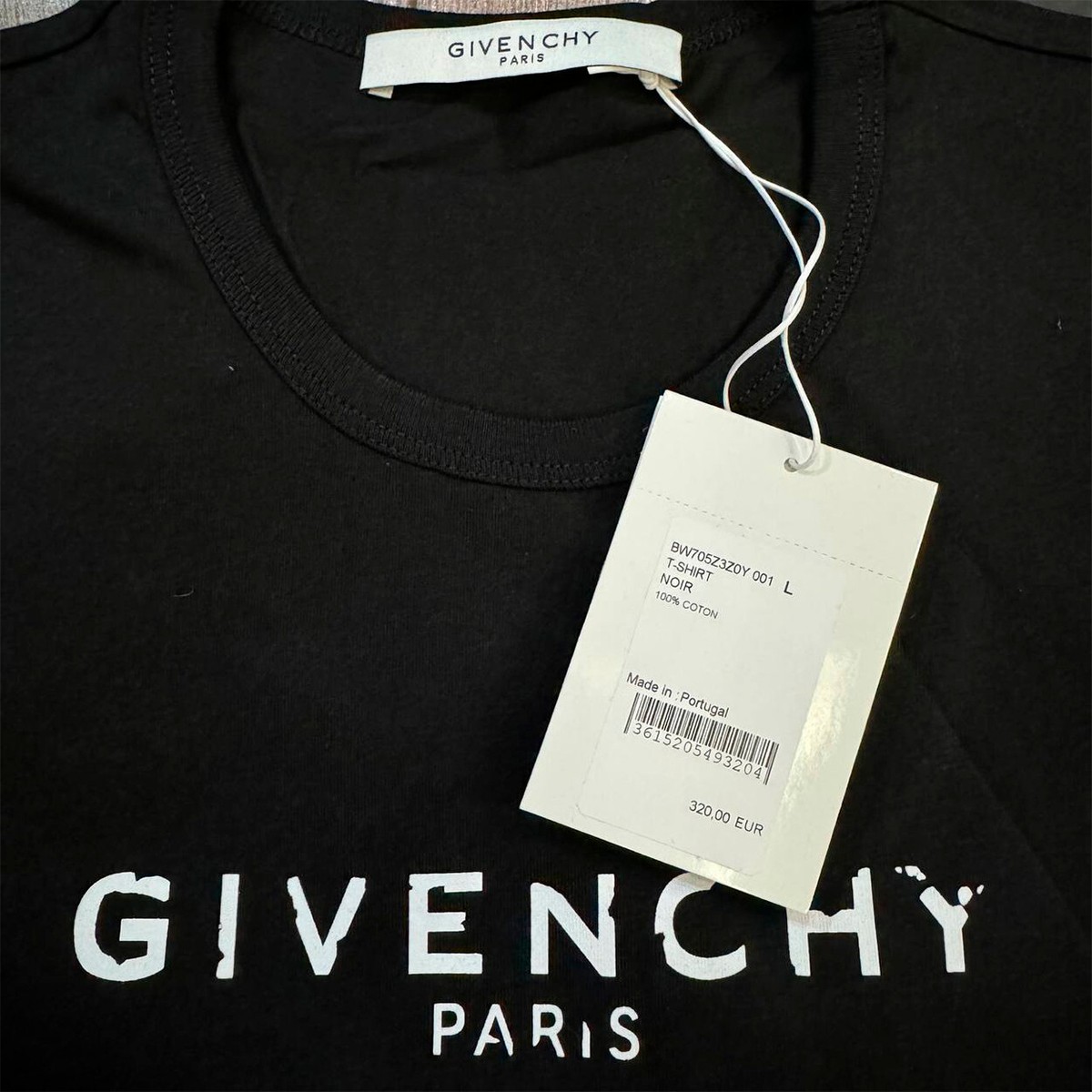 Tシャツ・カットソー GIVENCHY Women Tops BW70CH3YHY 001 BLACK s-l400.jpg