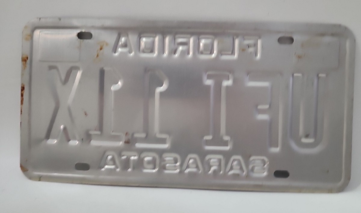 2001 Florida Sarasota License Plate UFI 11X Metal Vintage
