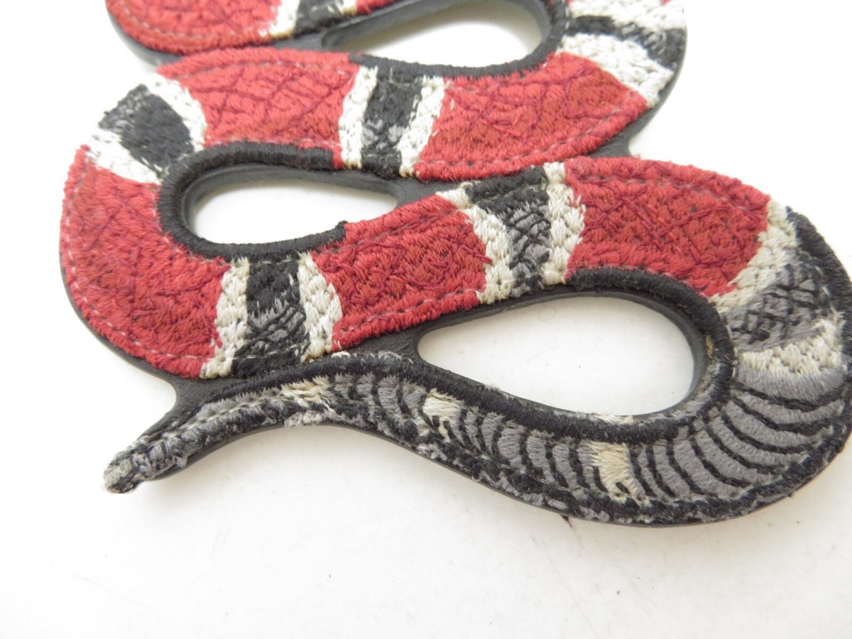 アクセサリー gucci snake charm Very Rare Repurposed Gucci Snake Interlocking GG Silver