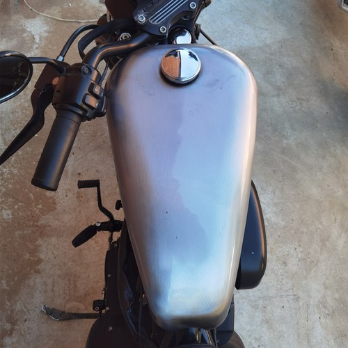 1x Silver Petrol Fuel Tank Oil Tank For Harley XL883R XL1200S XLH883 1987-2003 - Picture 2 of 7