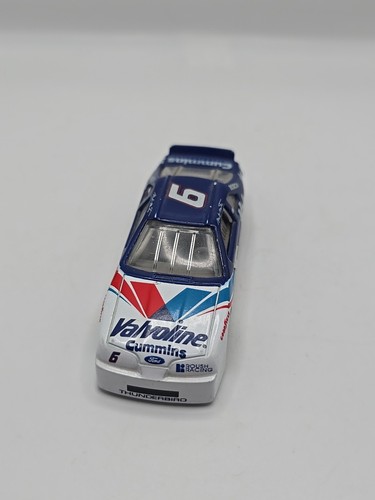 1996 Revell Racing 1/64 Mark Martin #6 Valvoline Ford Thunderbird - Picture 2 of 6