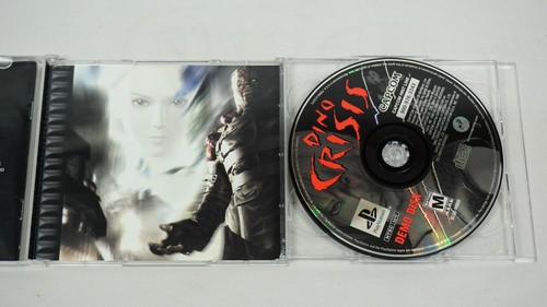 Resident Evil 3 Nemesis PS1 CIB Sony PlayStation 1 1999 Complete w/ Dino Crisis - Picture 6 of 14