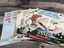 Mix lot of 5 There Was an Old Lady Who Swallowed a Fly! - Board book 