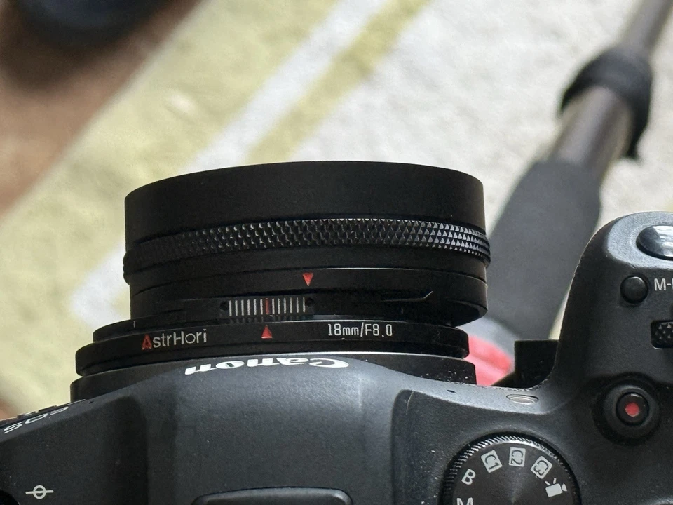 Objetivo de cambio de enfoque manual AstrHori 18 mm f8 fotograma completo o montura APS-C Canon EOS RF Foto 4 de 4