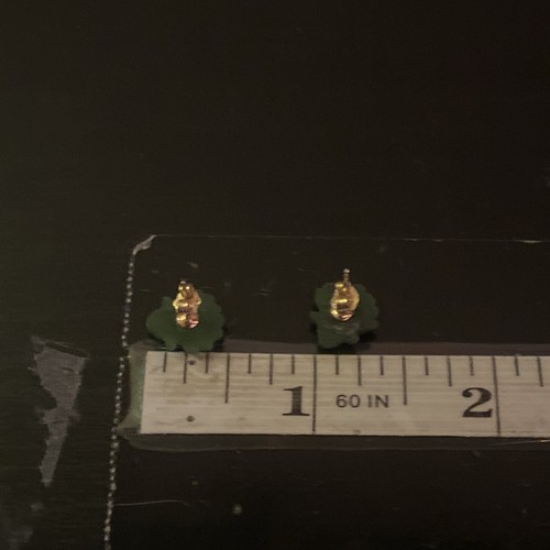 Aretes de colección tallados en oro de 14K de jadeíta verde concha marina AN625-12 T - Imagen 12 de 13