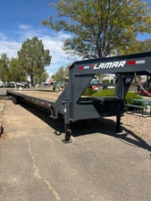 Lamar 40ft flatbed trailer w/dove tail ramps, grey, NEW!!! 