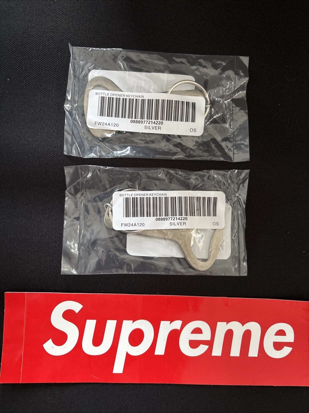 Porte clés ouvre bouteille Supreme FW24 (LOT DE 2)   Neuf