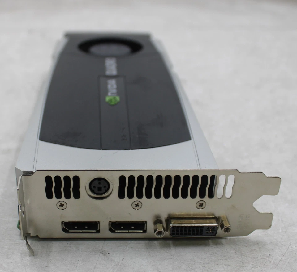 Nvidia Quadro CN-0YMYKM 2.5GB GDDR5 PCI-E DVI Graphic Card - Image 2 of 4