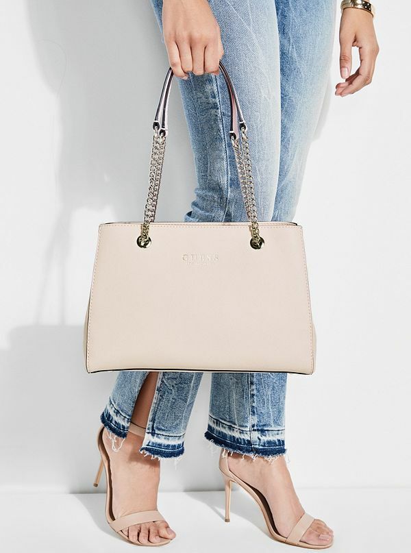 guess robyn girlfriend satchel