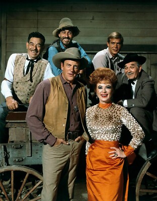 Cast of Classic Western TV Series Show Gunsmoke Photo Picture Print 11'' x 17'' 