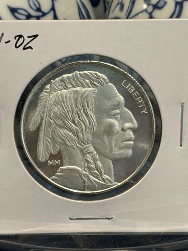 Liberty Indian Head Buffalo Silver 1 troy oz .999 Silver . Nice .