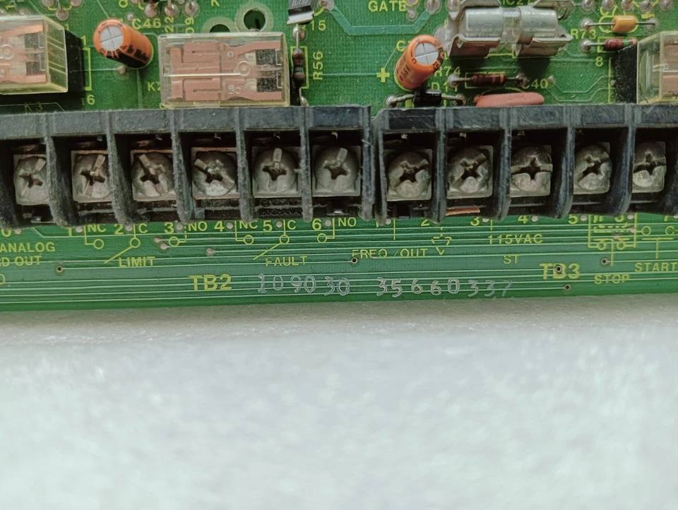 Asea 390013f Circuit Board With 390962 Pcb Assembly 109030 35660337 390963g01 - Image 3 of 4
