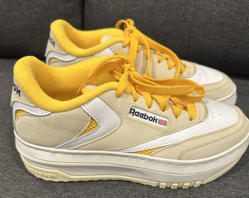 Reebok Women’s Classic Club C Extra Platform Sneakers Cream/Gold Size 6.5 - Picture 2 of 12