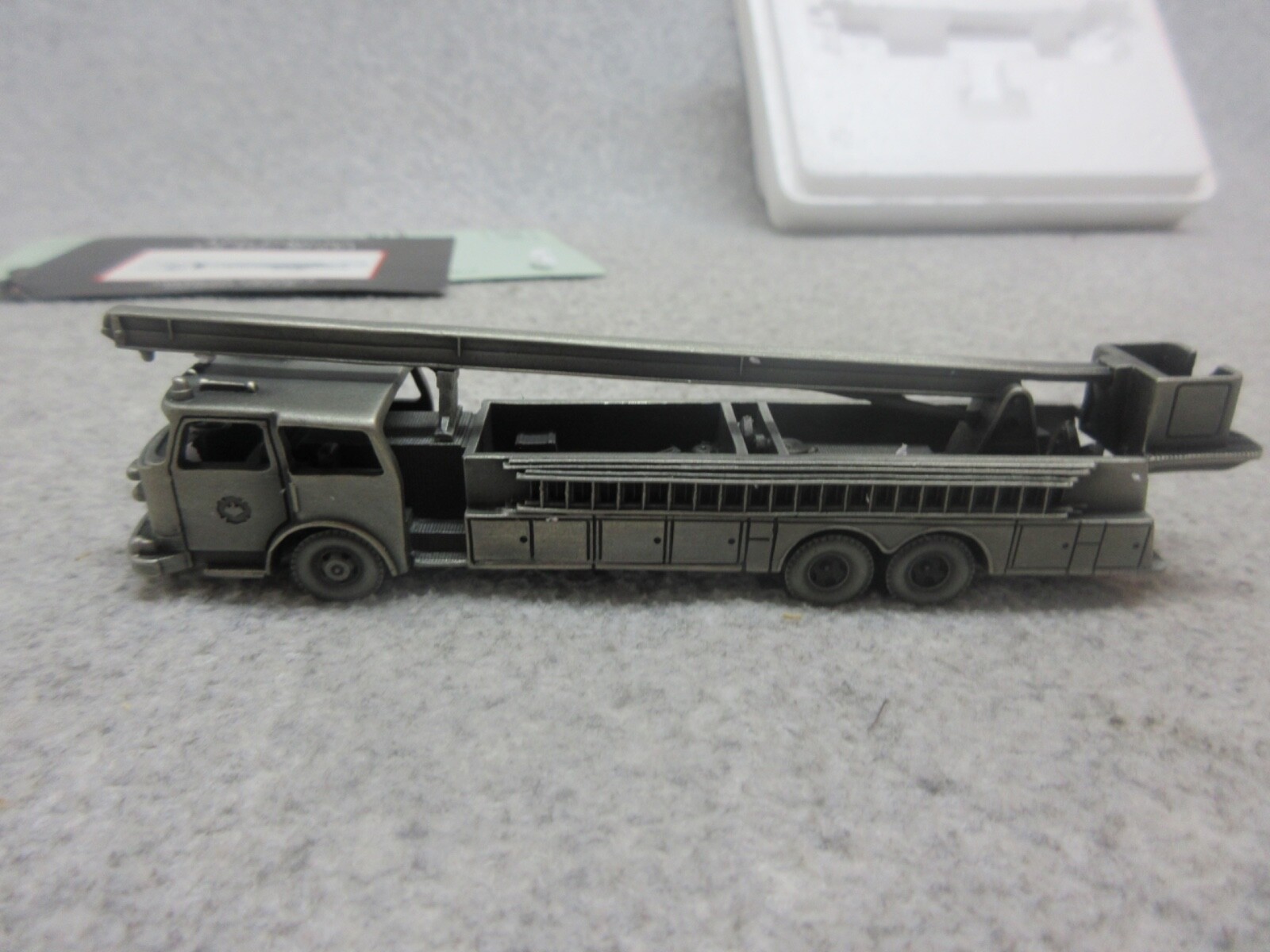 Picture 2 of 5