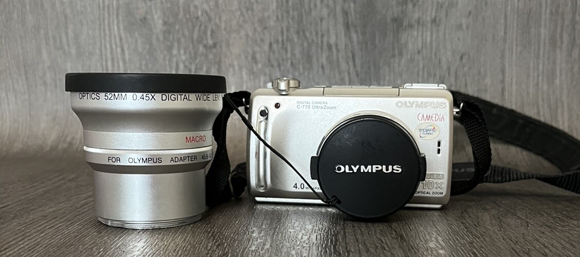 Olympus C-770 Ultra Zoom Silver Digital Camera Untested Condition