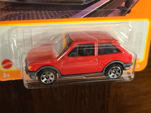 2024 Matchbox Red 1983 Ford Fiesta MK 2 #94 HVL20-4B10 - Picture 3 of 4