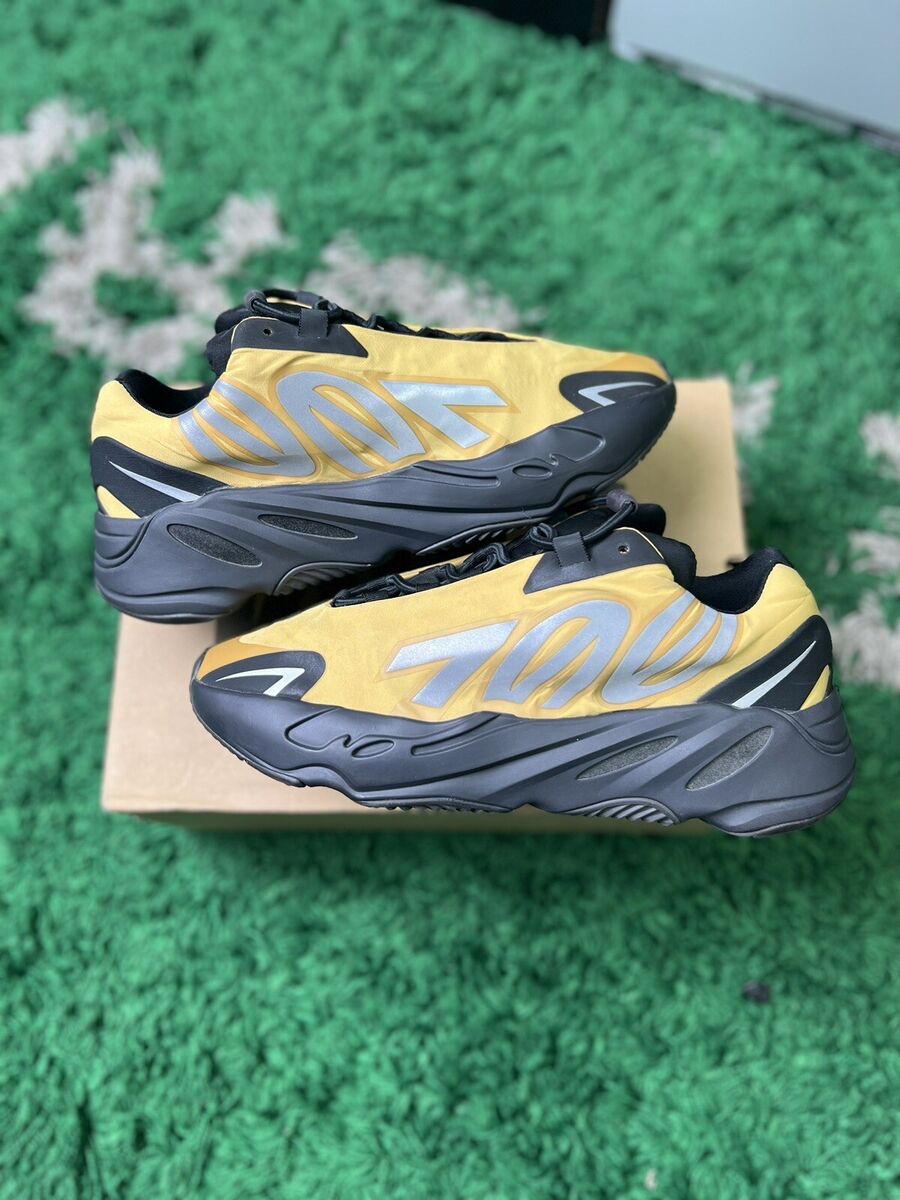 Adidas Yeezy Boost 700 MNVN Honey Flux size 9.5 GZ0717 OG Adidas Yeezy Boost 700 MNVN Honey Flux size 9.5 GZ0717 OG