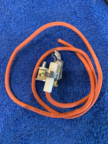 New Lennox Ducane Armstrong 69J37 Pilot Burner With Electrode 81J05