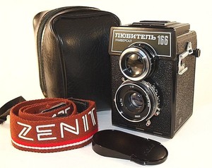 Soviet-camera-LUBITEL-166-Universal-Lens-TRIPLET-22-LOMO-1-4-5-75-USSR