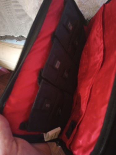 Mobil IT Black Travel Case. Tablet 8" x 10" - Picture 9 of 12