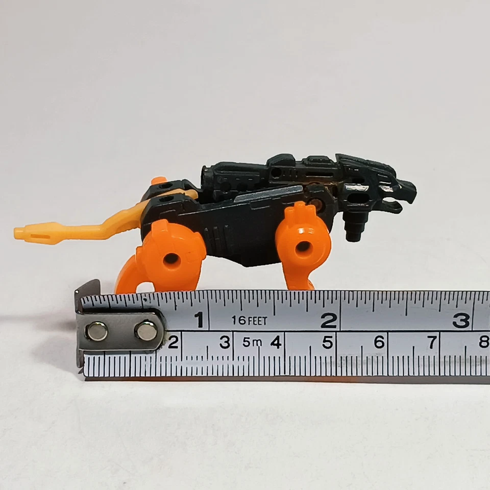 HASBRO VTG 1990 TRANSFORMERS G1 ACTION MASTERS TREADSHOT CATGUT ROBOT FOR PARTS - Image 2 of 4