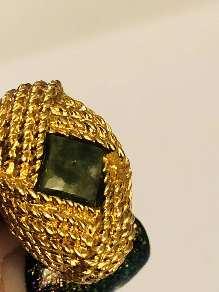 Estate Vintage Cufflinks Gold Tone Textured Jade Stone - image 2 of 4