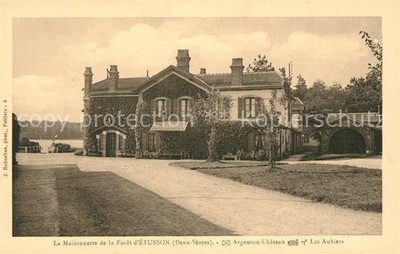 Etusson La Maisonnette de la Foret d Etusson