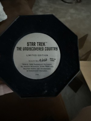 1996 Star Trek ''The Undiscovered Country'' Sculpture Franklin Mint Glass Dome EUC