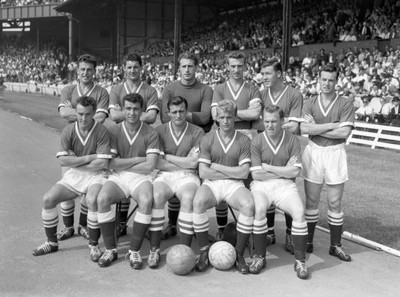 Chelsea football team prior to match against Preston North End at S- Old Photo
