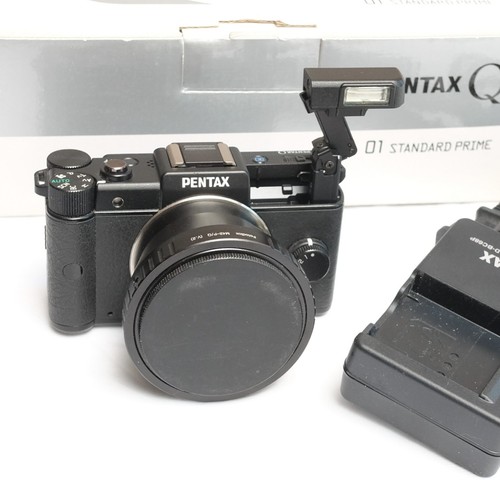 Pentax Q Body With M42 Lens Adapter ~ Original Owner - Picture 3 of 15