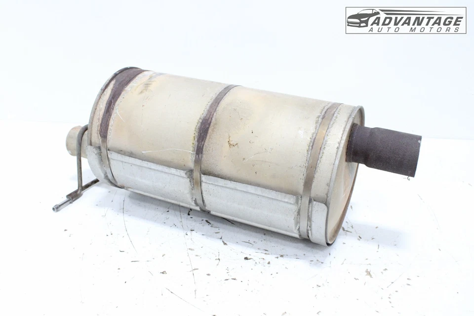 Chevy Silverado 2500 2013-2019 6,0 L V8 silenciador de escape resonador 8 ft OEM Foto 3 de 4