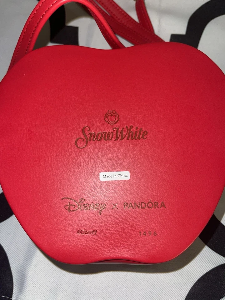 Bolso Bandolera Disney Blancanieves Reina Malvada Veneno Manzana Calavera - Pandora�� Foto 4 de 4