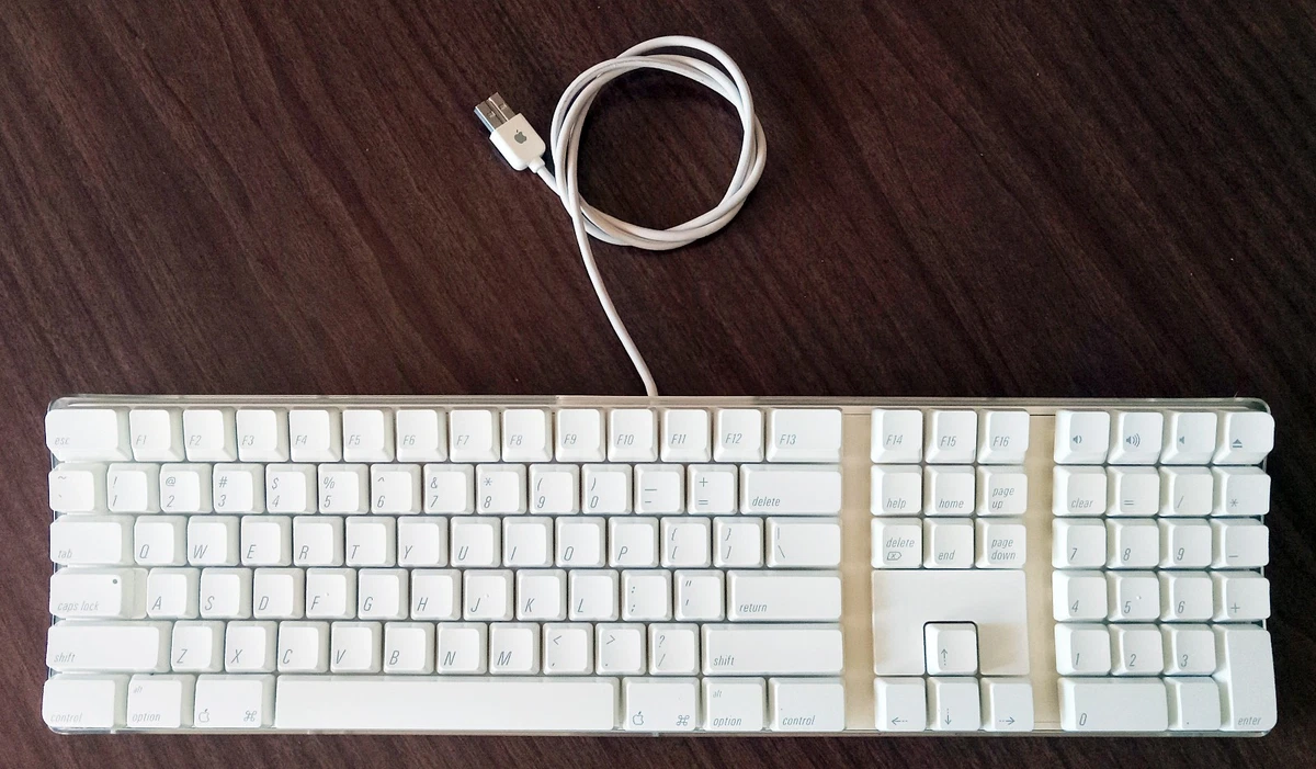 アップルキーボード有線　純正A1048　Apple Keyboard 5台セット アップルキーボード有線 純正A1048 Apple Keyboard 5台セット アップル