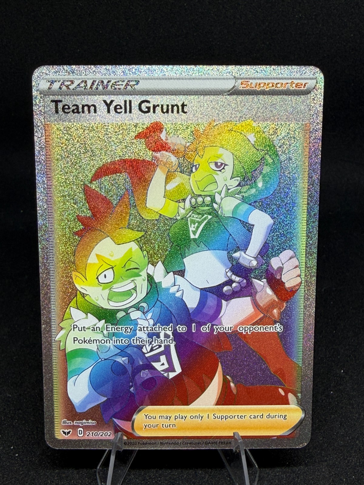Pokemon Team Yell Grunt Secret Rare Sword & Shield Base Set 210/202