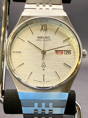 SEIKO Lord Quartz 8243-7020 Silver Men Day/Date Kanji Vintage 1980 Japan -Rank B - 第 2/21 張圖片