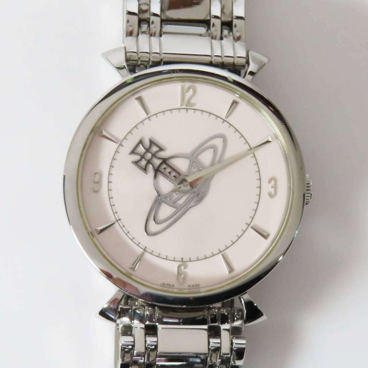 Vivienne Westwood VW-7043 Silver quartz Wrist Watch | eBay Vivienne Westwood VW-7043 Silver quartz Wrist Watch | eBay