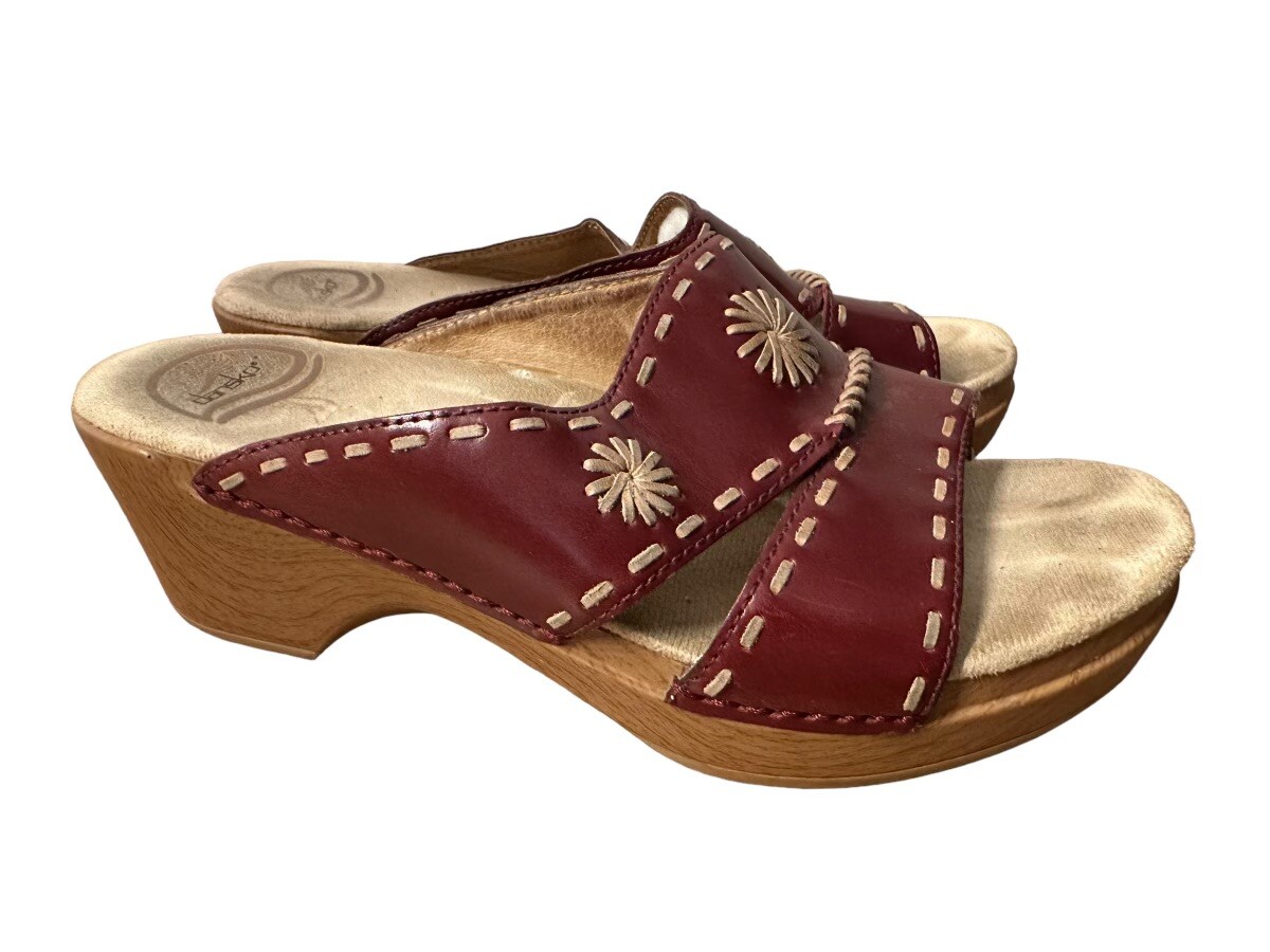 Dansko Burgundy Leather Slip-On Clogs Dansko Shoes Womens 37 6.5-7 Clog Red Leather Slip On Casual  main image 4