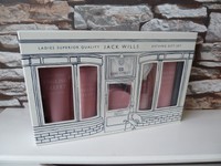 / Boxed : Jack Wills Bathing Gift Set Ladies English Velvet. / Boxed : Jack Wills Bathing Gift Set Ladies English Velvet.