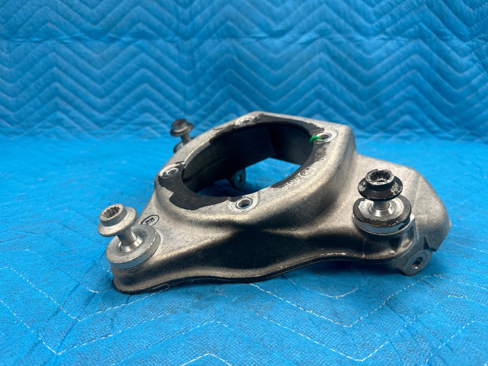 Bentley Flying Spur Front RH or LH Side Shock Strut Mount Bracket 2006-2012 OEM