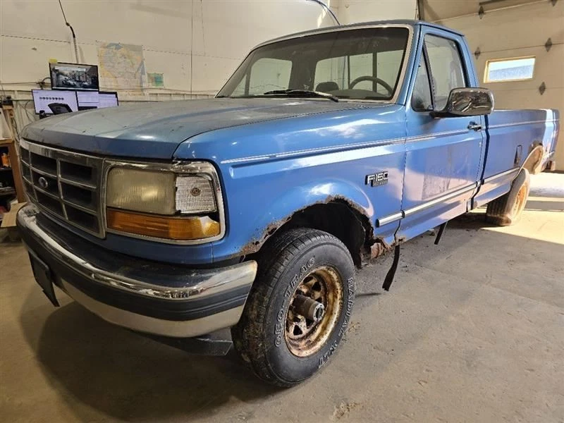 Luz trasera de pasajero de 8501 PBV para camioneta Ford F250 90-97 597773 Foto 3 de 4