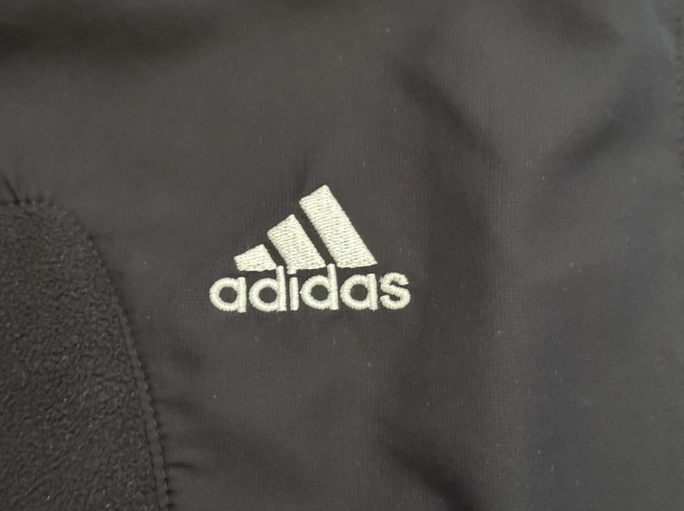 Chaqueta polar grande abrasadora Adidas Team Cincinnati Bearcats 1200 Club Football Foto 2 de 4