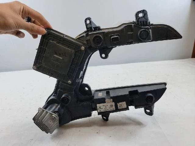 Renault Captur 2018 QM3 luz antiniebla LED izquierda nueva Foto 4 de 4